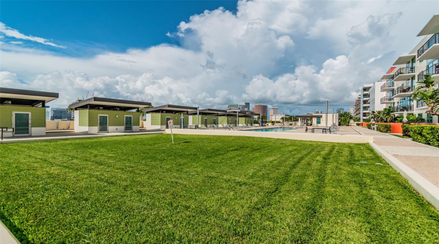 Tampa, Florida 33602, 2 Bedroom Bedrooms, ,2 Bathroombathrooms,Residential,For Sale,Kennedy,0,Mfrtb8528910