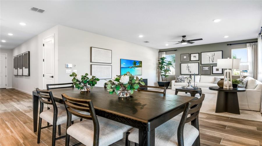Deland, Florida 32720, 4 Bedroom Bedrooms, ,3 Bathroombathrooms,Residential,For Sale,Carnelian,0,Mfrs5148391