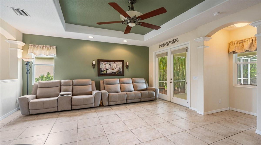 Parrish, Florida 34219, 3 Bedroom Bedrooms, ,2 Bathroombathrooms,Residential,For Sale,56Th Street,0,Mfra4696084