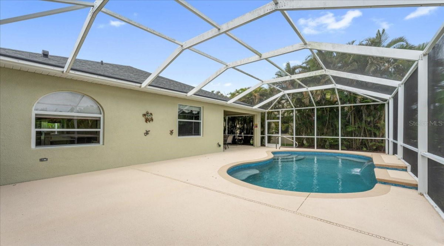 Parrish, Florida 34219, 3 Bedroom Bedrooms, ,2 Bathroombathrooms,Residential,For Sale,56Th Street,0,Mfra4696084