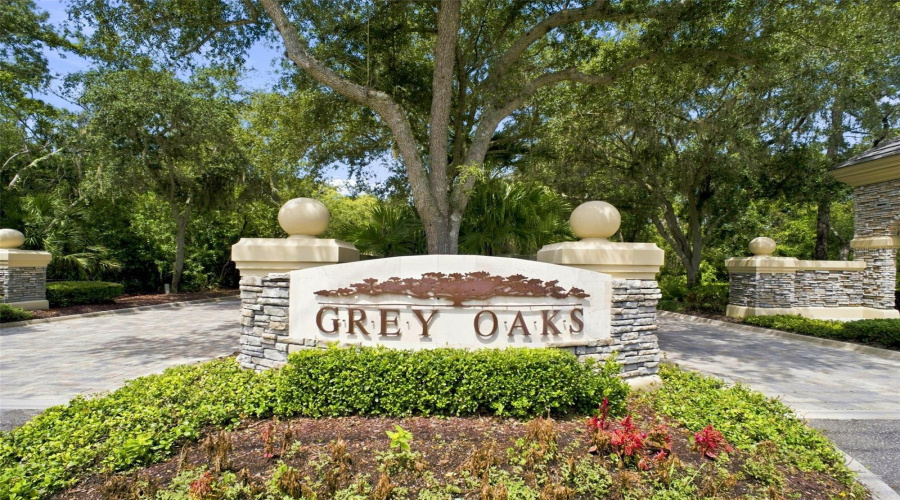 Grey Oaks Community Sign