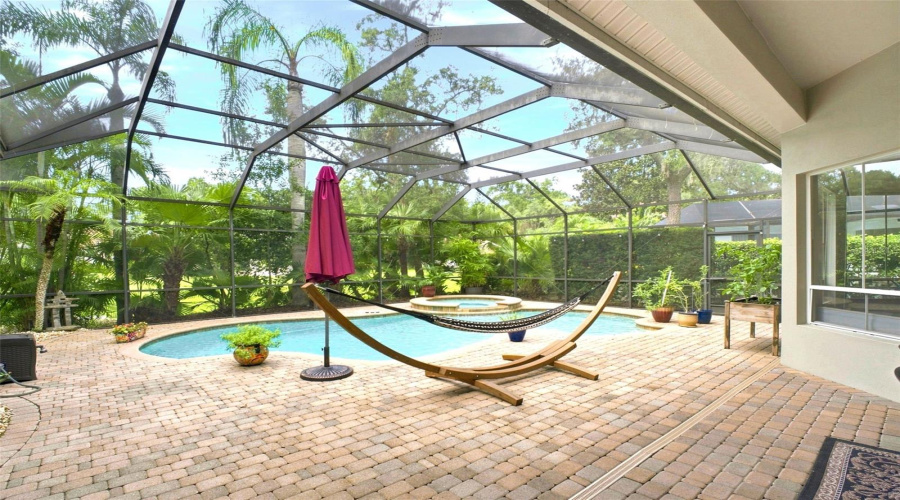 Patio / Lanai