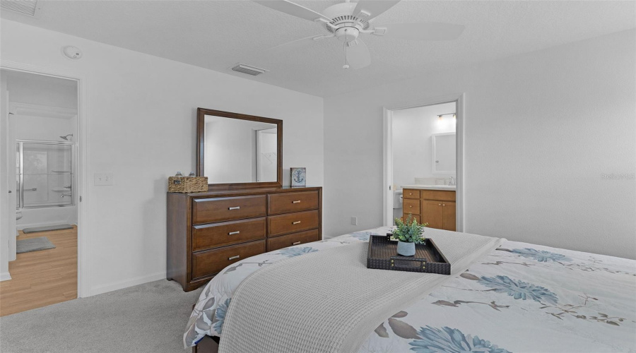 The Villages, Florida 34762, 2 Bedroom Bedrooms, ,2 Bathroombathrooms,Residential,For Sale,Hux,0,Mfrg5110732