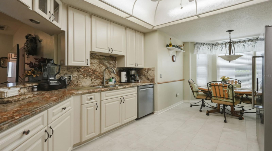 Land O Lakes, Florida 34639, 4 Bedroom Bedrooms, ,2 Bathroombathrooms,Residential,For Sale,Pine Lake,0,Mfrtb8532404