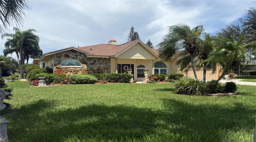 Land O Lakes, Florida 34639, 4 Bedroom Bedrooms, ,2 Bathroombathrooms,Residential,For Sale,Pine Lake,0,Mfrtb8532404