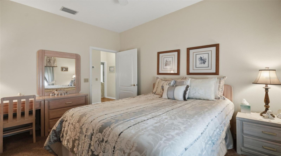 Land O Lakes, Florida 34639, 4 Bedroom Bedrooms, ,2 Bathroombathrooms,Residential,For Sale,Pine Lake,0,Mfrtb8532404