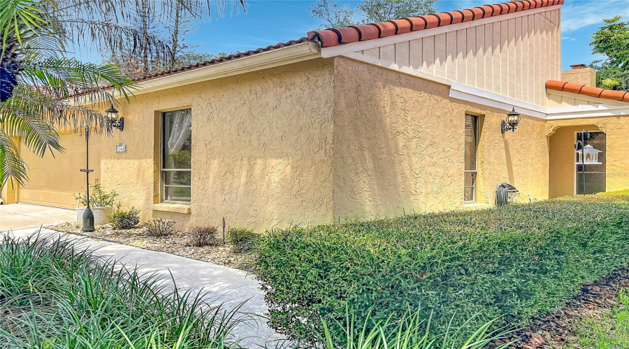 Winter Springs, Florida 32708, 3 Bedroom Bedrooms, ,2 Bathroombathrooms,Residential,For Sale,Winged Foot,0,Mfro6435377
