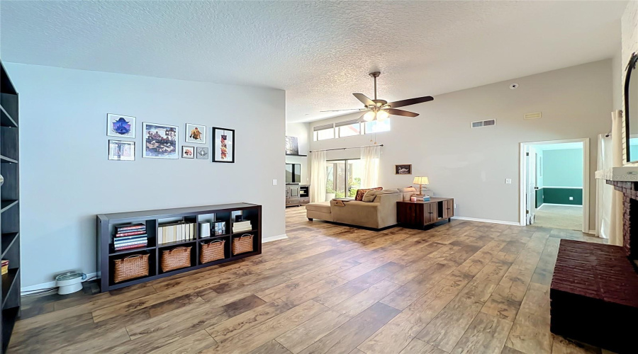 Winter Springs, Florida 32708, 3 Bedroom Bedrooms, ,2 Bathroombathrooms,Residential,For Sale,Winged Foot,0,Mfro6435377