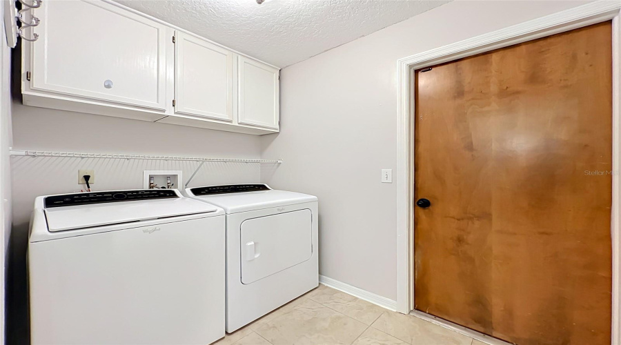 Winter Springs, Florida 32708, 3 Bedroom Bedrooms, ,2 Bathroombathrooms,Residential,For Sale,Winged Foot,0,Mfro6435377