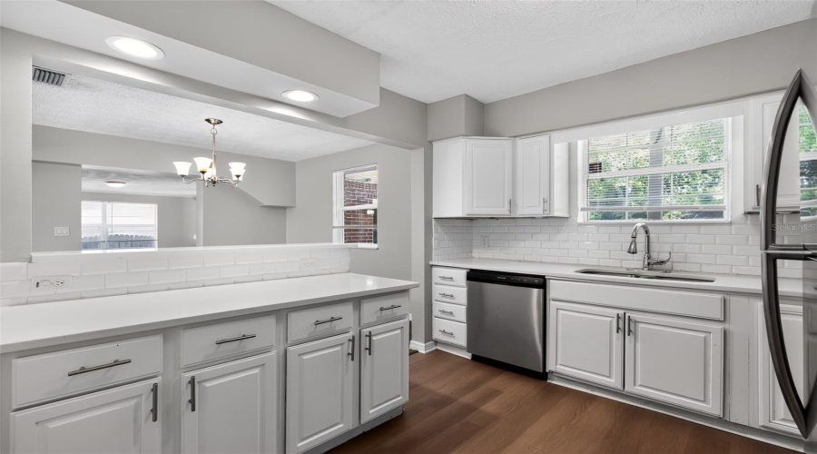 Jacksonville, Florida 32210, 3 Bedroom Bedrooms, ,2 Bathroombathrooms,Residential,For Sale,Barmer,0,Mfrtb8501489