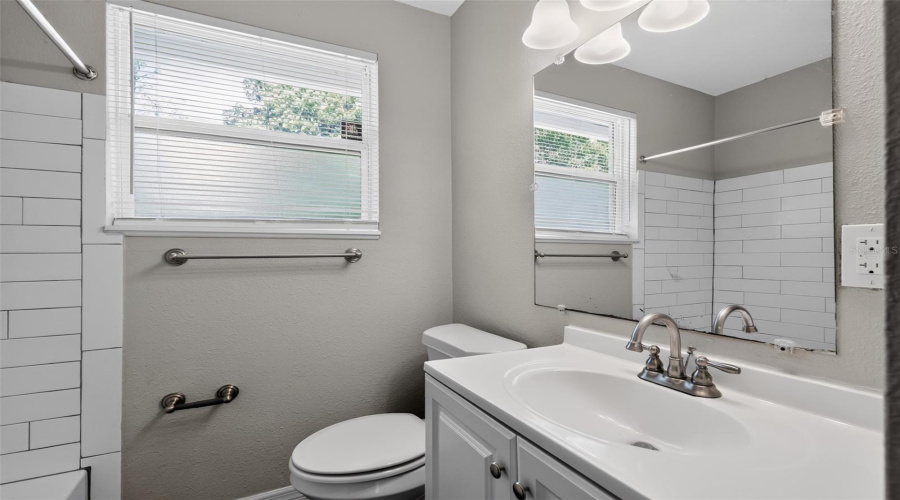 Jacksonville, Florida 32210, 3 Bedroom Bedrooms, ,2 Bathroombathrooms,Residential,For Sale,Barmer,0,Mfrtb8501489