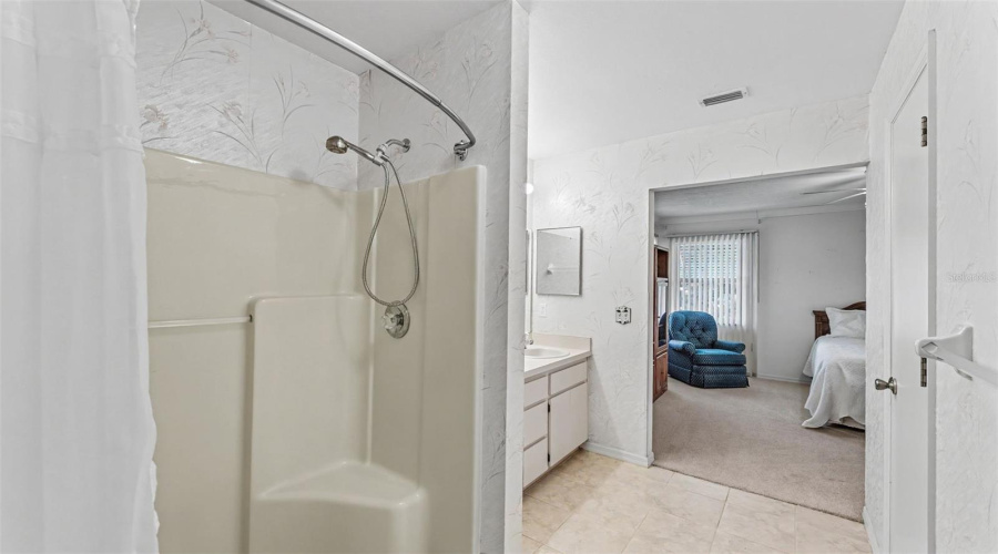 Lakeland, Florida 33810, 2 Bedroom Bedrooms, ,2 Bathroombathrooms,Residential,For Sale,Grand Cypress,0,Mfrl4964417