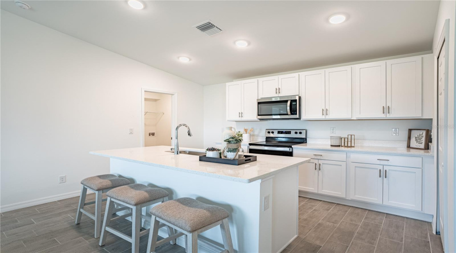 Port Charlotte, Florida 33952, 3 Bedroom Bedrooms, ,2 Bathroombathrooms,Residential,For Sale,Somerset,0,Mfra4694752
