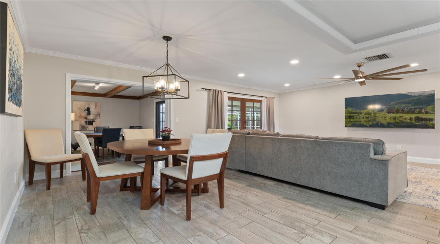 Tampa, Florida 33615, 3 Bedroom Bedrooms, ,2 Bathroombathrooms,Residential,For Sale,Flagstone,0,Mfrtb8536891