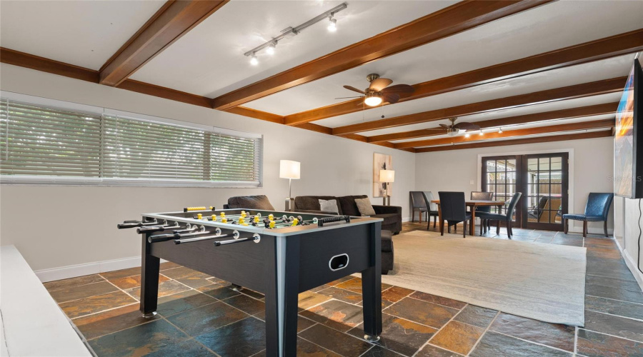 Tampa, Florida 33615, 3 Bedroom Bedrooms, ,2 Bathroombathrooms,Residential,For Sale,Flagstone,0,Mfrtb8536891