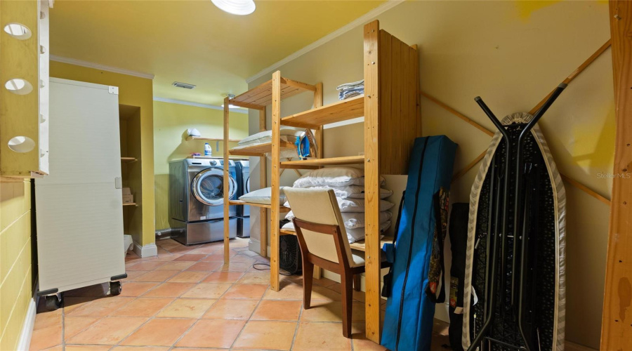 Tampa, Florida 33615, 3 Bedroom Bedrooms, ,2 Bathroombathrooms,Residential,For Sale,Flagstone,0,Mfrtb8536891