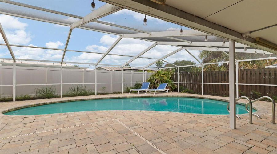 Tampa, Florida 33615, 3 Bedroom Bedrooms, ,2 Bathroombathrooms,Residential,For Sale,Flagstone,0,Mfrtb8536891