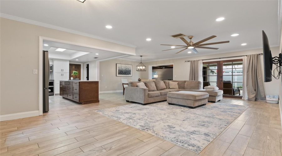 Tampa, Florida 33615, 3 Bedroom Bedrooms, ,2 Bathroombathrooms,Residential,For Sale,Flagstone,0,Mfrtb8536891