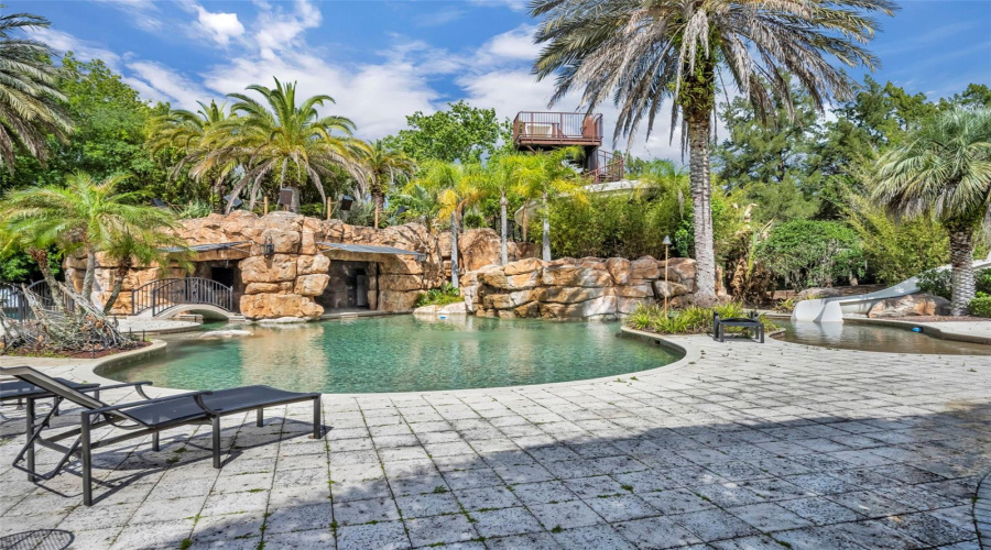 Orlando, Florida 32836, 5 Bedroom Bedrooms, ,5 Bathroombathrooms,Residential,For Sale,Kilgore,0,Mfro6339007