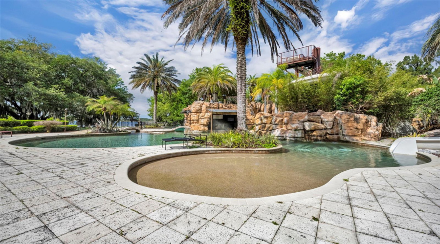 Orlando, Florida 32836, 5 Bedroom Bedrooms, ,5 Bathroombathrooms,Residential,For Sale,Kilgore,0,Mfro6339007