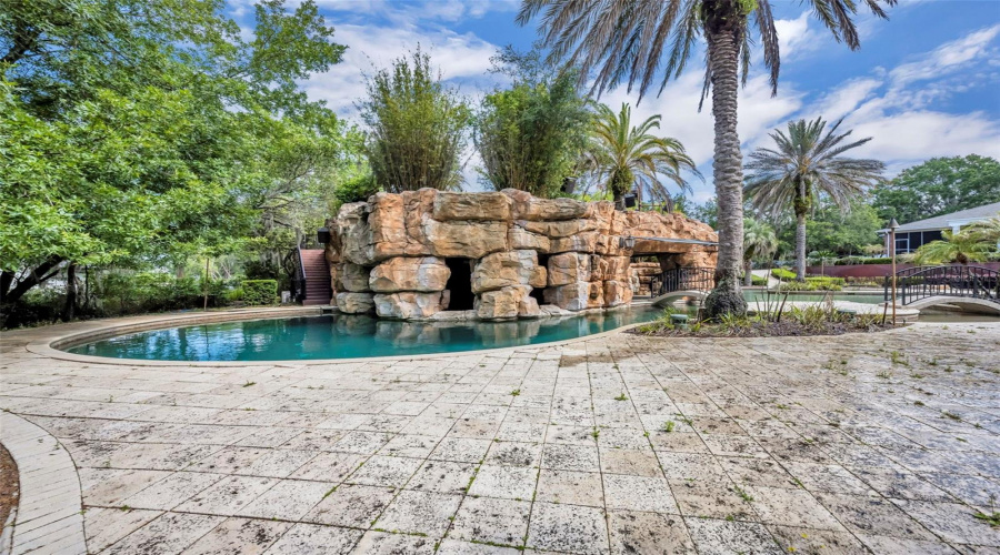 Orlando, Florida 32836, 5 Bedroom Bedrooms, ,5 Bathroombathrooms,Residential,For Sale,Kilgore,0,Mfro6339007