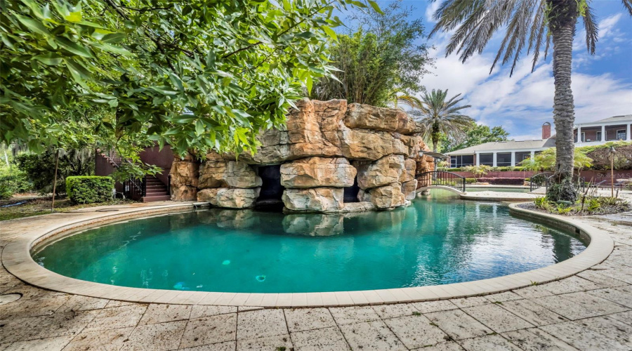 Orlando, Florida 32836, 5 Bedroom Bedrooms, ,5 Bathroombathrooms,Residential,For Sale,Kilgore,0,Mfro6339007