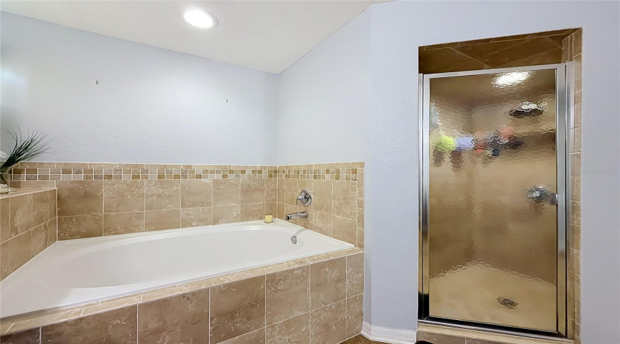 Winter Haven, Florida 33881, 4 Bedroom Bedrooms, ,2 Bathroombathrooms,Residential,For Sale,Fieldstone,0,Mfro6436054