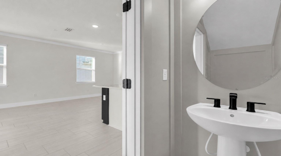 Orlando, Florida 32829, 3 Bedroom Bedrooms, ,2 Bathroombathrooms,Residential,For Sale,Wooden Pine,0,Mfrom730306