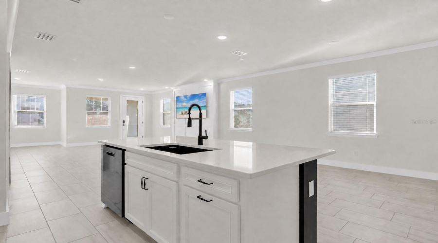 Orlando, Florida 32829, 3 Bedroom Bedrooms, ,2 Bathroombathrooms,Residential,For Sale,Wooden Pine,0,Mfrom730306