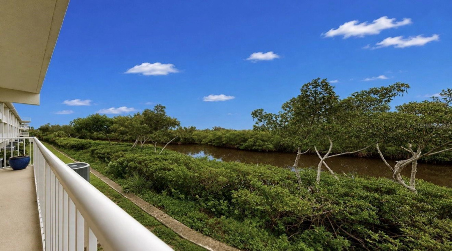 Ruskin, Florida 33570, 3 Bedroom Bedrooms, ,3 Bathroombathrooms,Residential,For Sale,Mangrove Point,0,Mfrtb8532093