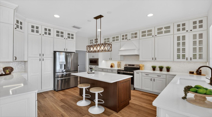 Sarasota, Florida 34241, 6 Bedroom Bedrooms, ,3 Bathroombathrooms,Residential,For Sale,Serenoa,0,Mfra4700404