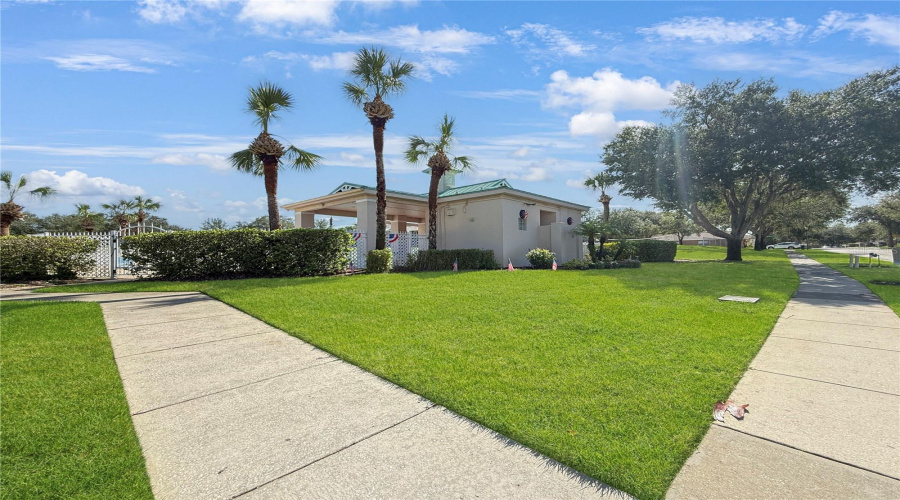 Valrico, Florida 33594, 4 Bedroom Bedrooms, ,2 Bathroombathrooms,Residential,For Sale,Summer House,0,Mfrtb8528566