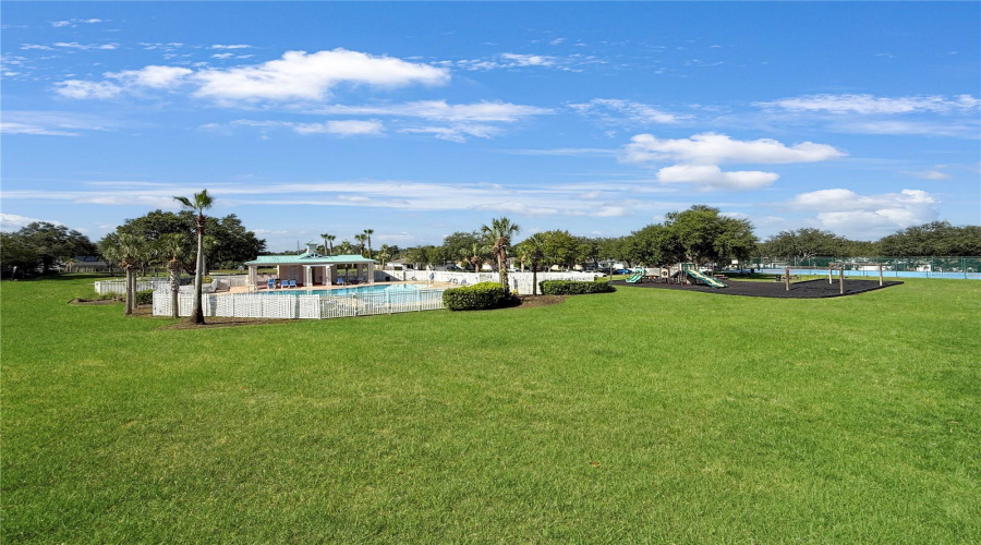 Valrico, Florida 33594, 4 Bedroom Bedrooms, ,2 Bathroombathrooms,Residential,For Sale,Summer House,0,Mfrtb8528566