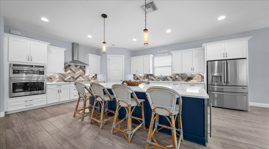 Palm Harbor, Florida 34683, 4 Bedroom Bedrooms, ,4 Bathroombathrooms,Residential,For Sale,Bee Branch,0,Mfrtb8526593