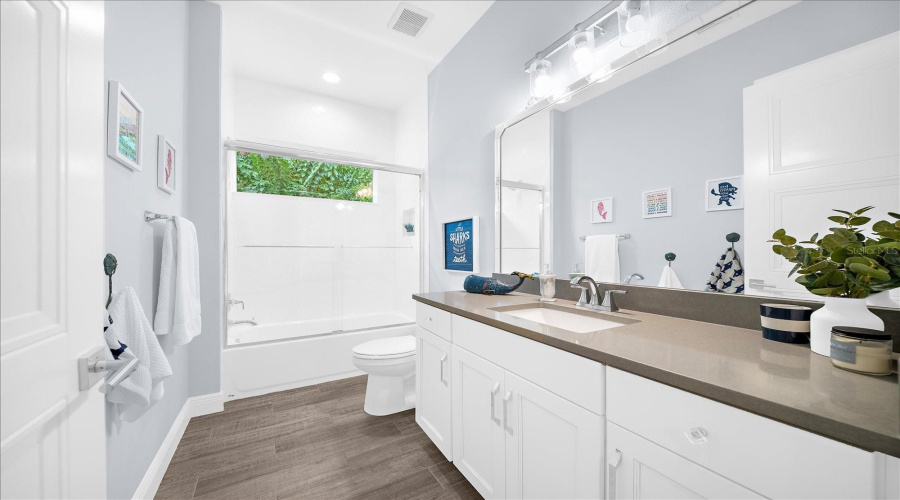 Palm Harbor, Florida 34683, 4 Bedroom Bedrooms, ,4 Bathroombathrooms,Residential,For Sale,Bee Branch,0,Mfrtb8526593