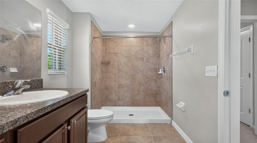 Tampa, Florida 33619, 2 Bedroom Bedrooms, ,2 Bathroombathrooms,Residential,For Sale,Ginger Lily,0,Mfrtb8532849
