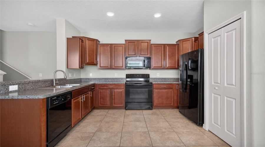 Tampa, Florida 33619, 2 Bedroom Bedrooms, ,2 Bathroombathrooms,Residential,For Sale,Ginger Lily,0,Mfrtb8532849