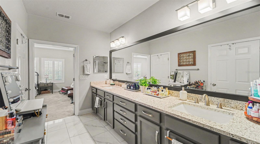 Tampa, Florida 33626, 3 Bedroom Bedrooms, ,3 Bathroombathrooms,Residential,For Sale,Cavendish,0,Mfrtb8532903