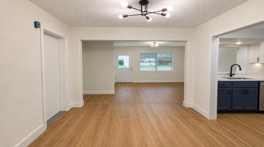 Belle Isle, Florida 32812, 4 Bedroom Bedrooms, ,4 Bathroombathrooms,Residential,For Sale,Flowertree,0,Mfrs5155867