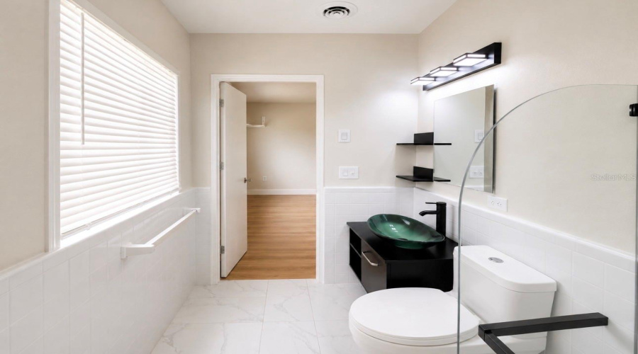 Belle Isle, Florida 32812, 4 Bedroom Bedrooms, ,4 Bathroombathrooms,Residential,For Sale,Flowertree,0,Mfrs5155867