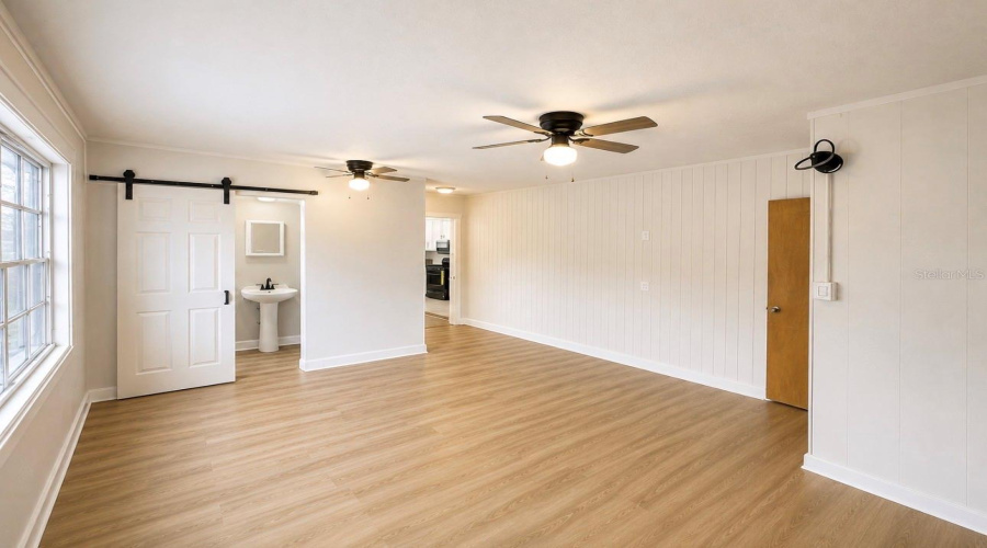 Belle Isle, Florida 32812, 4 Bedroom Bedrooms, ,4 Bathroombathrooms,Residential,For Sale,Flowertree,0,Mfrs5155867
