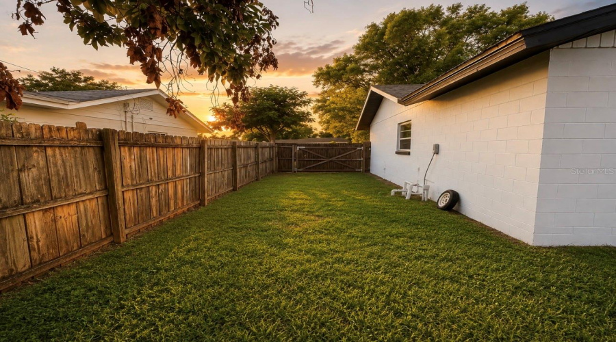 Belle Isle, Florida 32812, 4 Bedroom Bedrooms, ,4 Bathroombathrooms,Residential,For Sale,Flowertree,0,Mfrs5155867