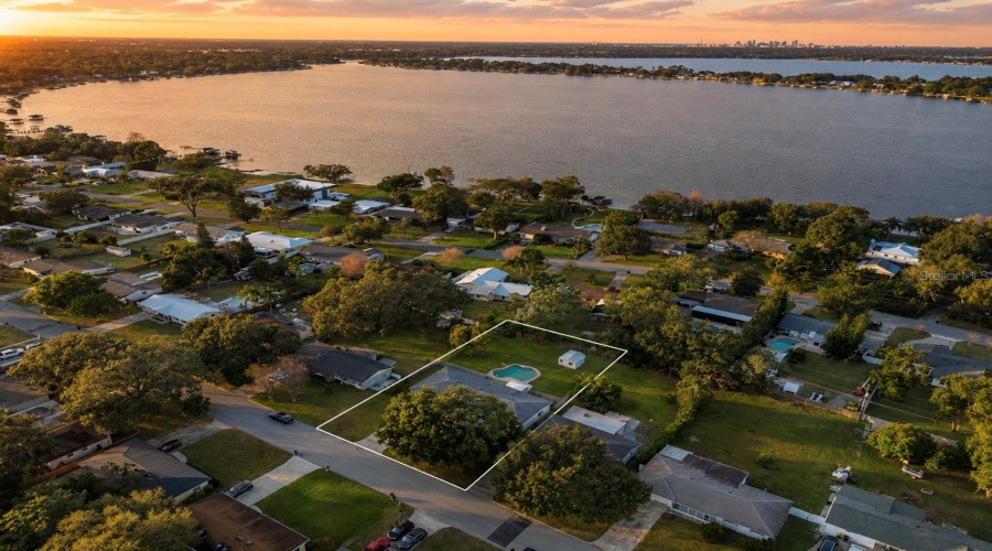 Belle Isle, Florida 32812, 4 Bedroom Bedrooms, ,4 Bathroombathrooms,Residential,For Sale,Flowertree,0,Mfrs5155867