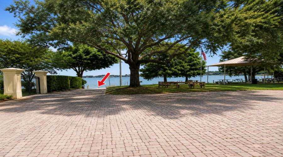 Belle Isle, Florida 32812, 4 Bedroom Bedrooms, ,4 Bathroombathrooms,Residential,For Sale,Flowertree,0,Mfrs5155867