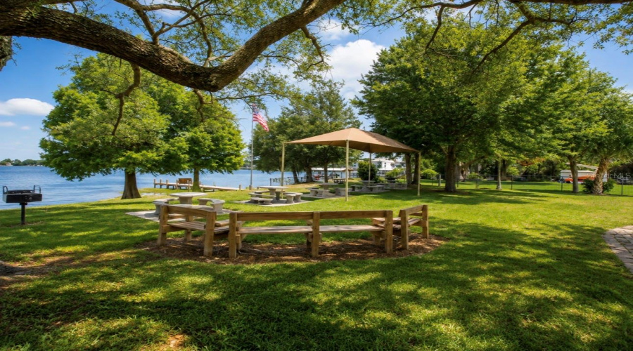 Belle Isle, Florida 32812, 4 Bedroom Bedrooms, ,4 Bathroombathrooms,Residential,For Sale,Flowertree,0,Mfrs5155867