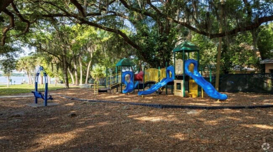 Belle Isle, Florida 32812, 4 Bedroom Bedrooms, ,4 Bathroombathrooms,Residential,For Sale,Flowertree,0,Mfrs5155867