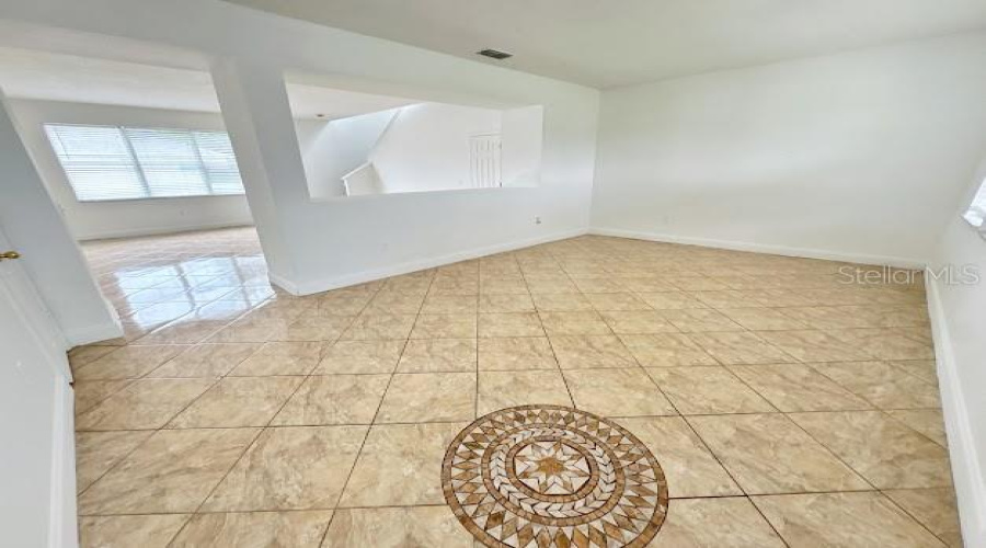 Kissimmee, Florida 34744, 4 Bedroom Bedrooms, ,2 Bathroombathrooms,Residential,For Sale,Bearing,0,Mfro6428655