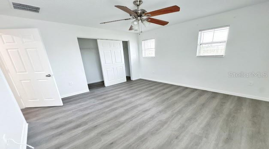 Kissimmee, Florida 34744, 4 Bedroom Bedrooms, ,2 Bathroombathrooms,Residential,For Sale,Bearing,0,Mfro6428655