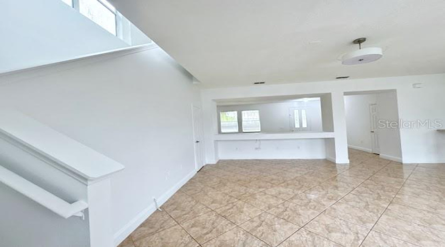 Kissimmee, Florida 34744, 4 Bedroom Bedrooms, ,2 Bathroombathrooms,Residential,For Sale,Bearing,0,Mfro6428655