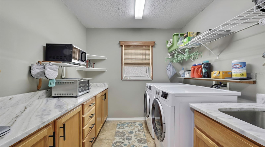 Homosassa, Florida 34448, 4 Bedroom Bedrooms, ,3 Bathroombathrooms,Residential,For Sale,Chive,0,Mfrw7886226